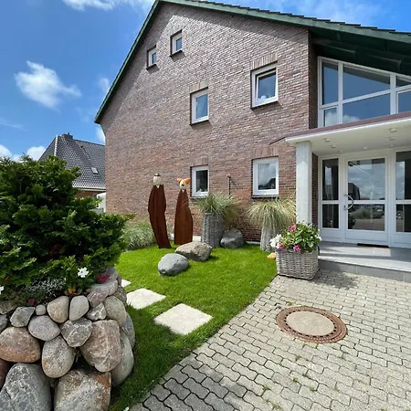 Daire Strandvilla Strand-suite *